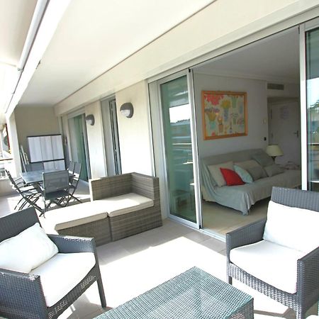 Fully Equipped Apartment With Large Terrace Lounge Area 戛纳 外观 照片
