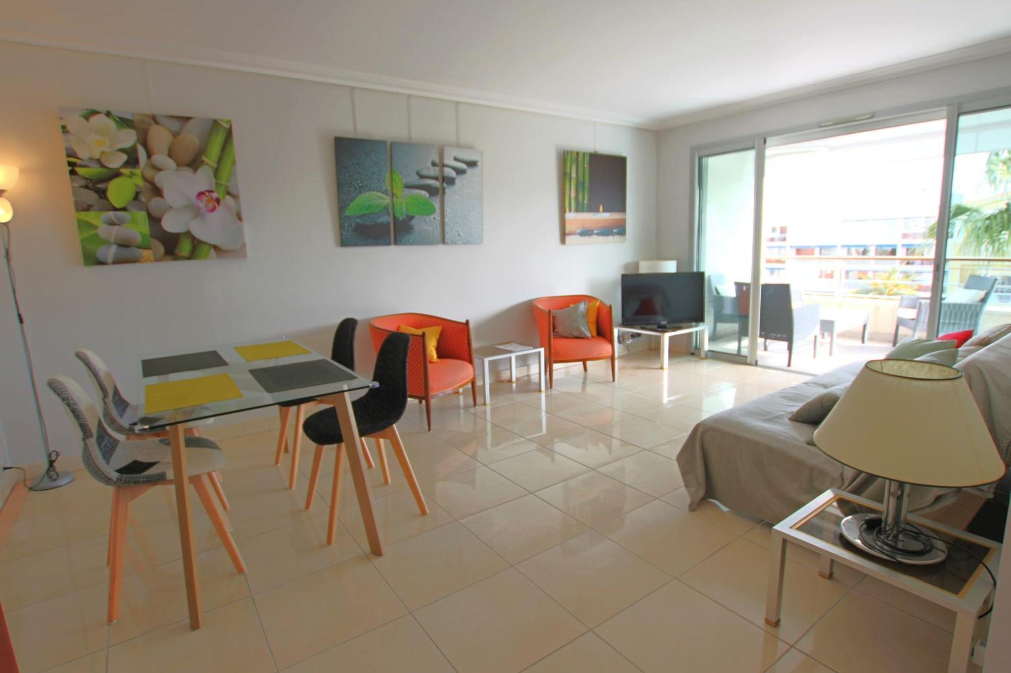 Fully Equipped Apartment With Large Terrace Lounge Area 戛纳 外观 照片