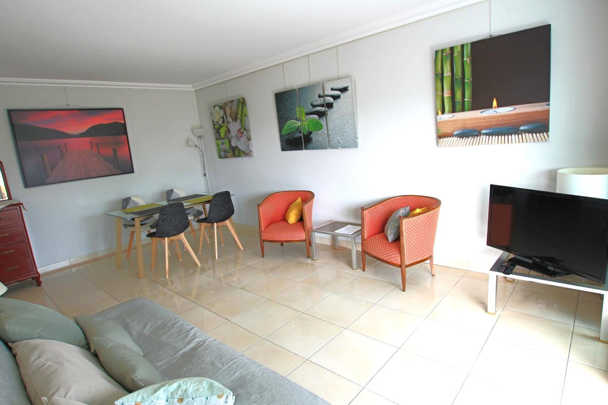 Fully Equipped Apartment With Large Terrace Lounge Area 戛纳 外观 照片